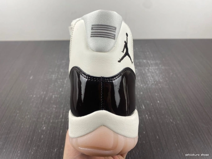 Cheap 11 WMNS AR0715-101 Jordan Neapolitan Air 0727